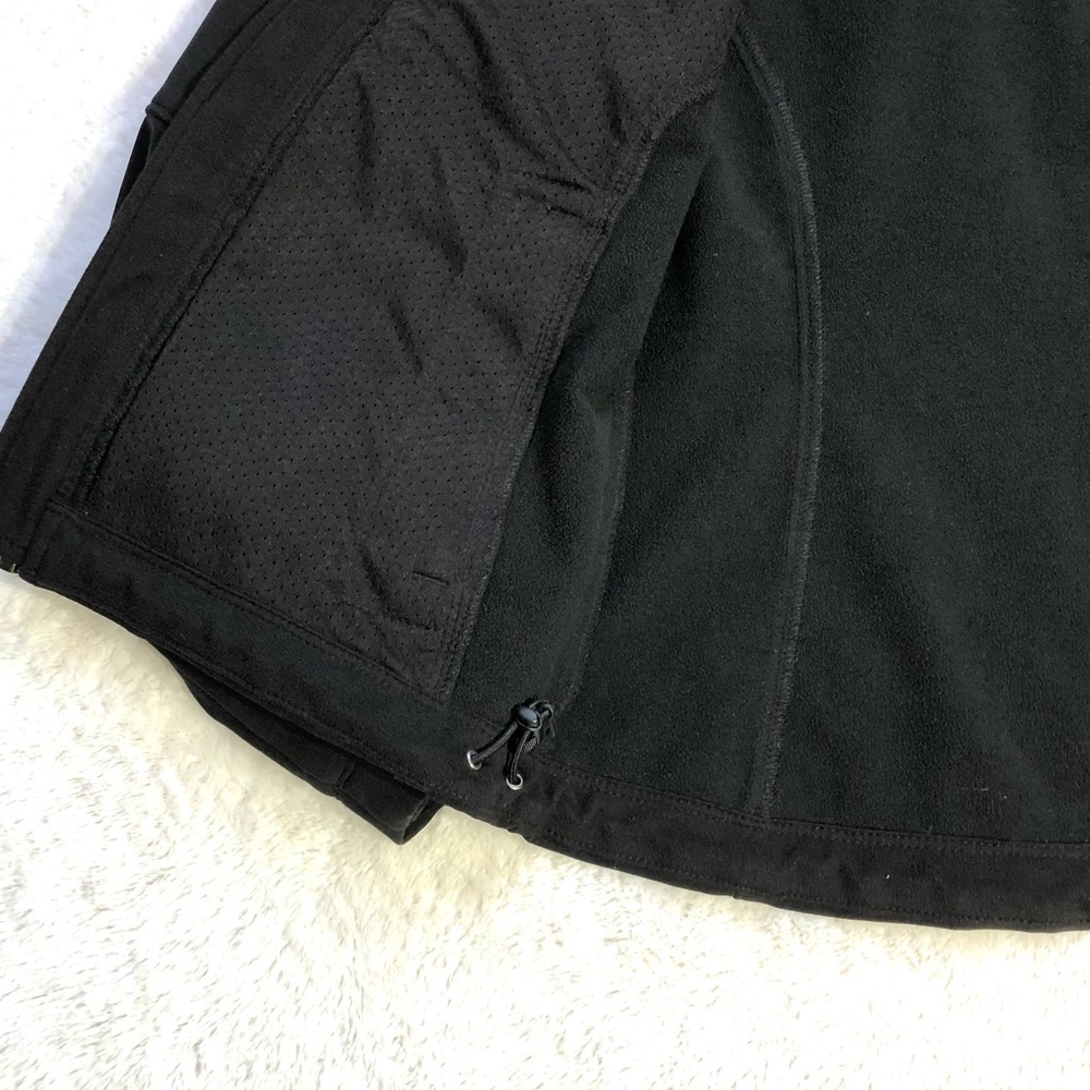 The North Face Softshell Jacket - Picture 6 of 9